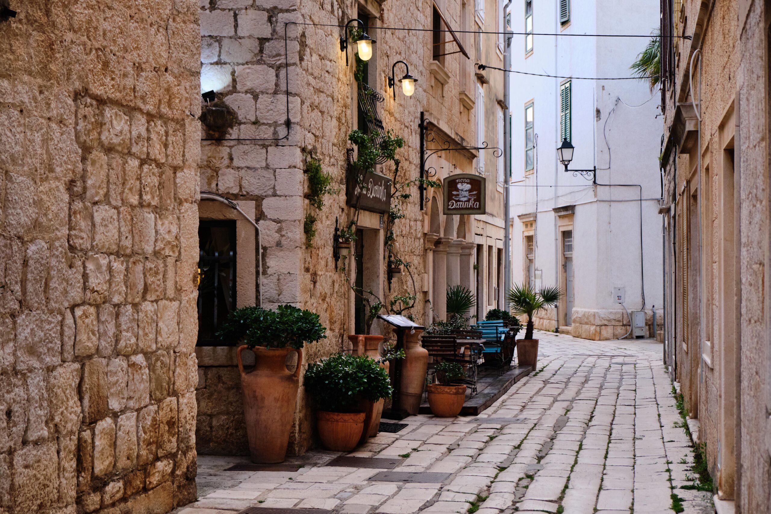 ssidde-street-6099209